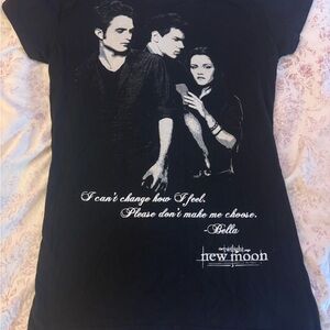Vintage Twilight New Moon Black Graphic T-Shirt
